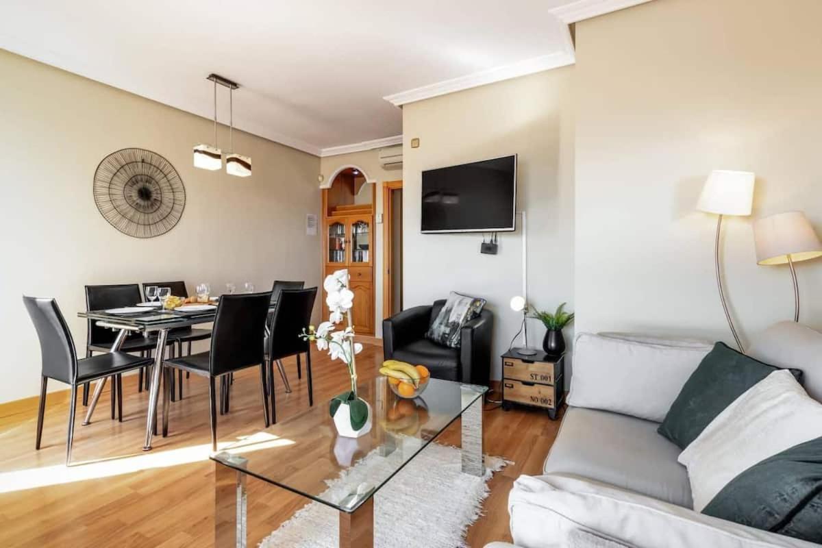 Stunning Penthouse In The Centre Of Nerja Apartment Bagian luar foto